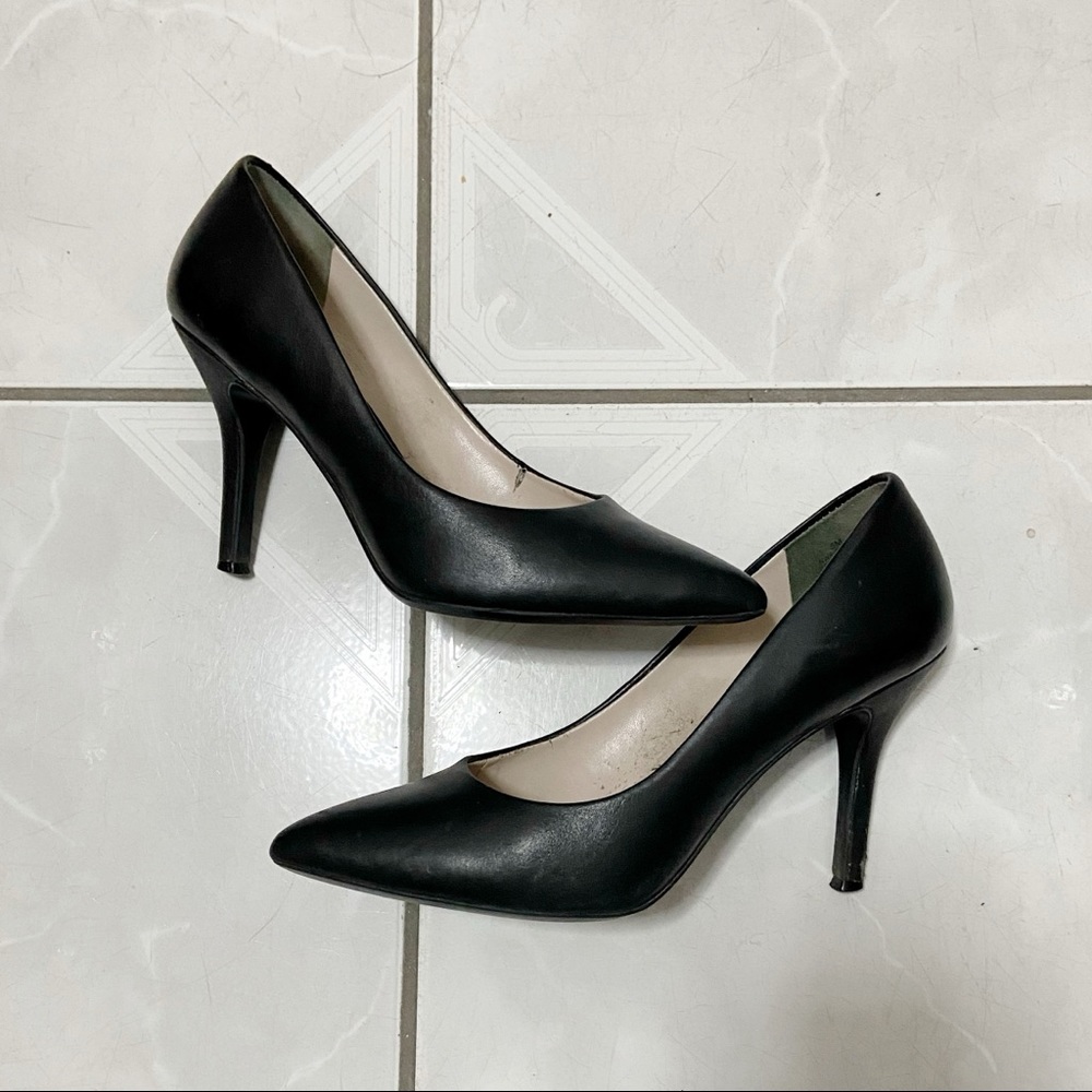 Nine West Black Stiletto Pointed Pumps